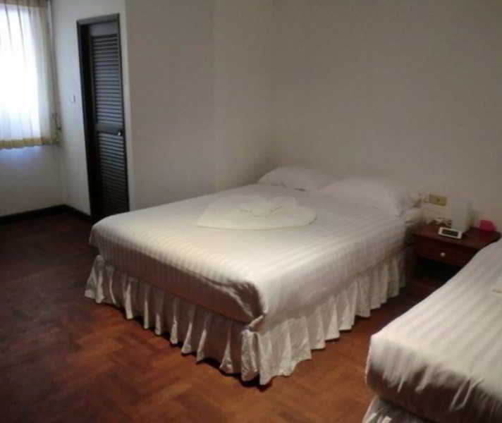 The Xp Bangkok Hotell Exteriör bild